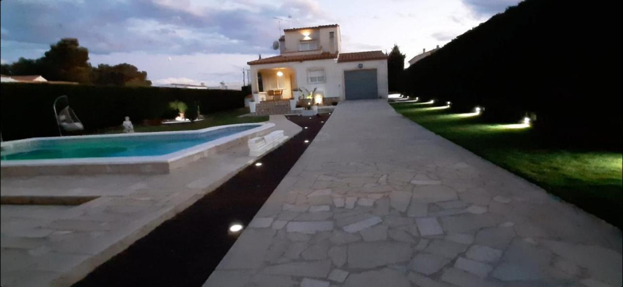 Villa Rosa De Los Vientos Les Tres Cales Exterior foto